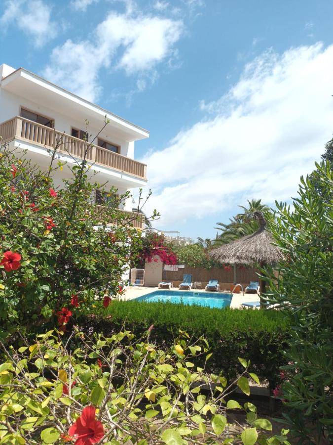 Apartamentos Can Salas Cala Figuera  Esterno foto